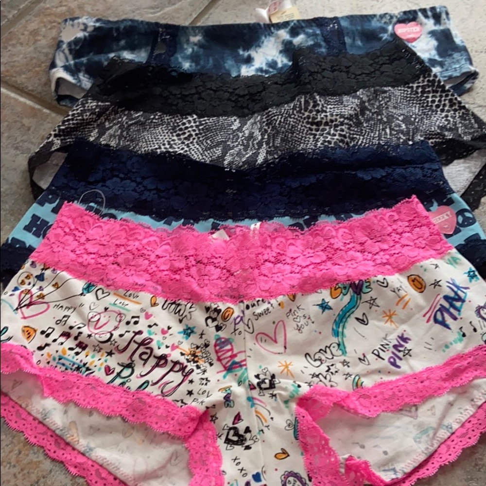 Victoria Secret Pink Panties size M NWT